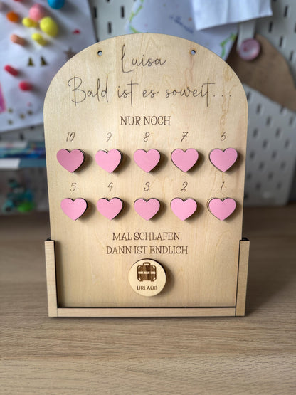 Personalisierte Countdown Tafel aus Holz | Klett Herzen & Buttons | Einschulung, Urlaub, Geburtstag | Kinder Geschenk Idee