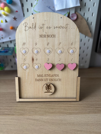 Personalisierte Countdown Tafel aus Holz | Klett Herzen & Buttons | Einschulung, Urlaub, Geburtstag | Kinder Geschenk Idee