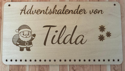 Personalisierter Adventskalender Holz mit Weihnachtsmann – nachhaltiger, wiederverwendbarer Weihnachtskalender, Geschenkidee Familie Kinder